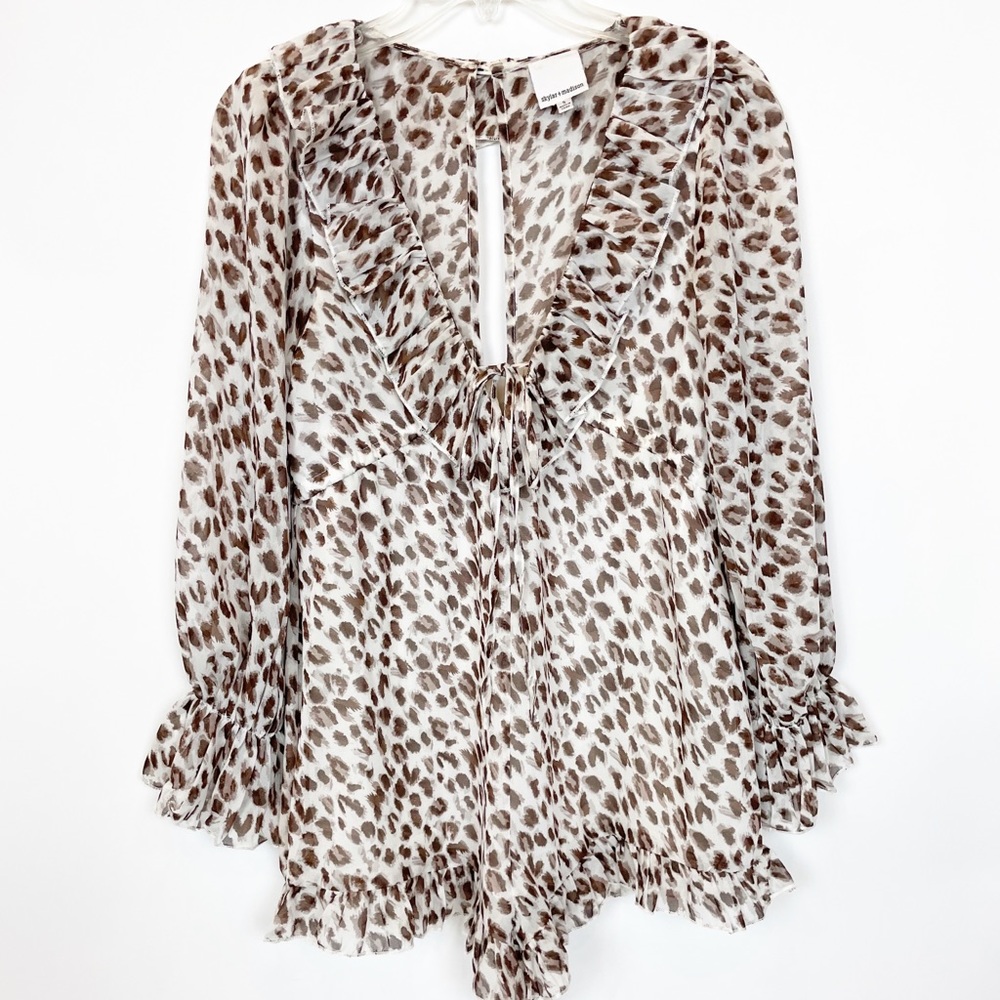 Skylar + Madison Cheetah Print Long Sleeve Ruffle Romper Small